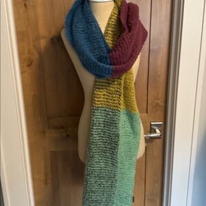 LOOK | Wool Blend Scarf Womens OS Color block soft warm cozy thick knit 79x15’